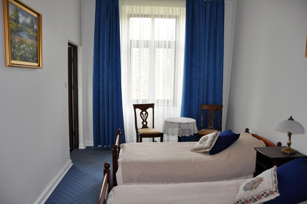 Folwark Goscino-Dwor Bed & Breakfast Ruang foto