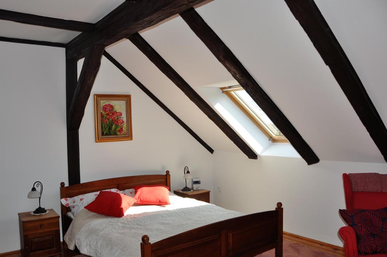 Folwark Goscino-Dwor Bed & Breakfast Bagian luar foto