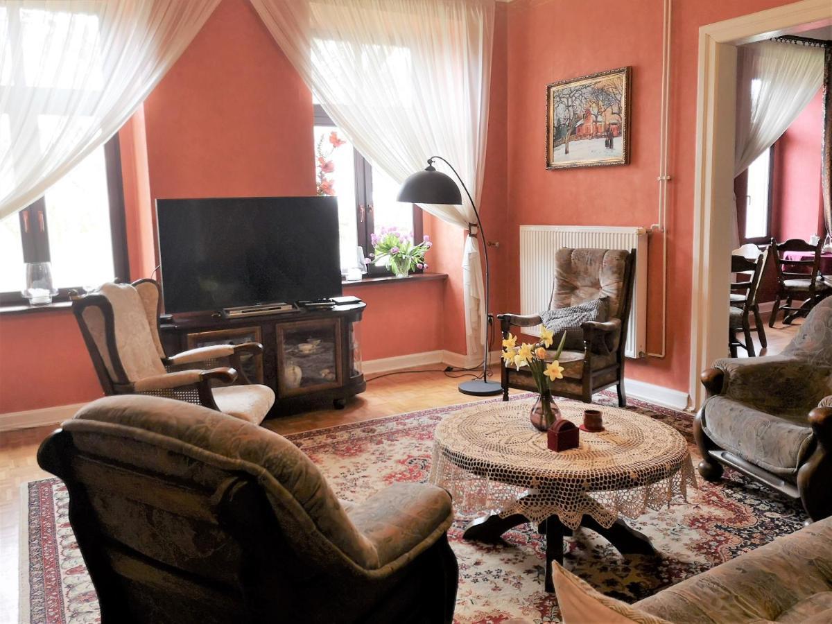 Folwark Goscino-Dwor Bed & Breakfast Bagian luar foto